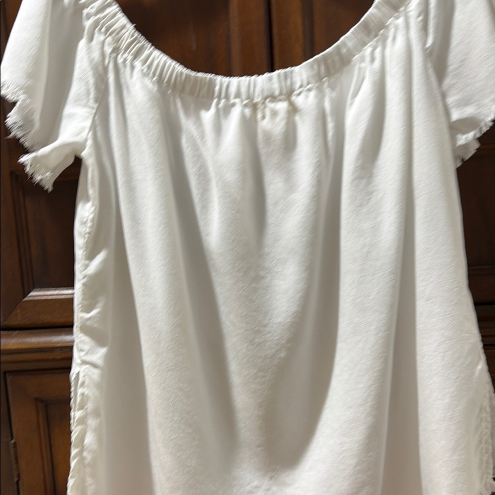 cloth & stone White Off-the-Shoulder Short Sleeve Top - Picture 7 of 9